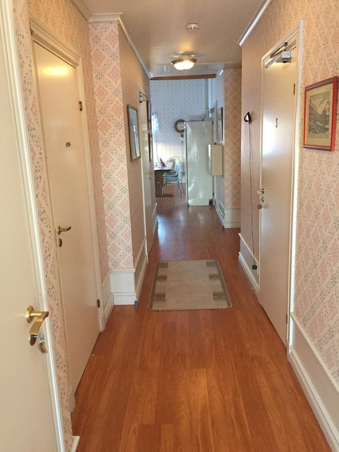 Gaestgivars Vandrarhem Och B&B Jarvso Bagian luar foto